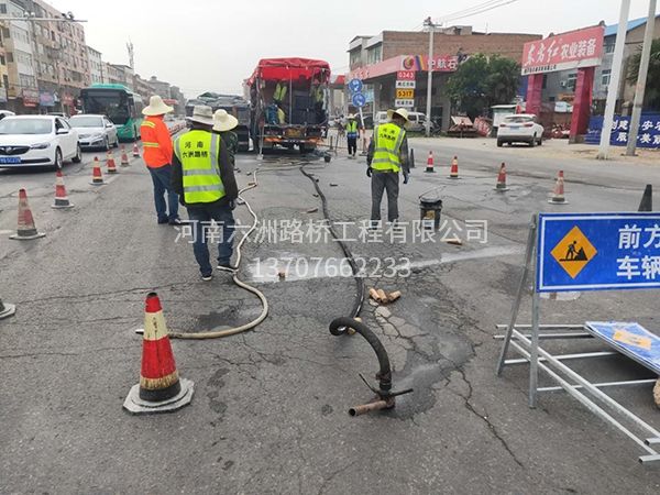 公路压浆工程中为何要进行板下封堵呢?