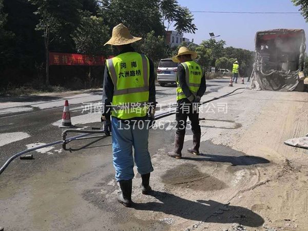 高速公路沥青路面和水泥路面，哪种施工速度更快？